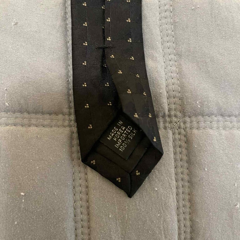 NWOT Docker's Black Polka Dot Tie - Picture 3 of 3